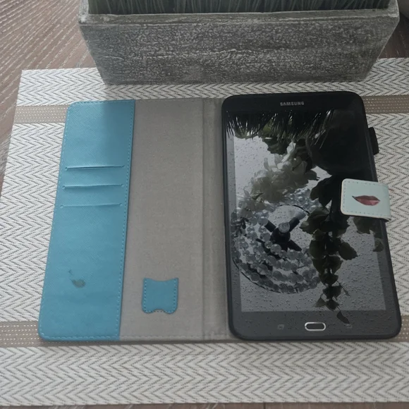 SAMSUNG Galaxy Tab A 8.0" SM-T290 32GB WiFi Tablet Carbon Black - Picture 7 of 7